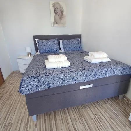 Three Lions Apartmán